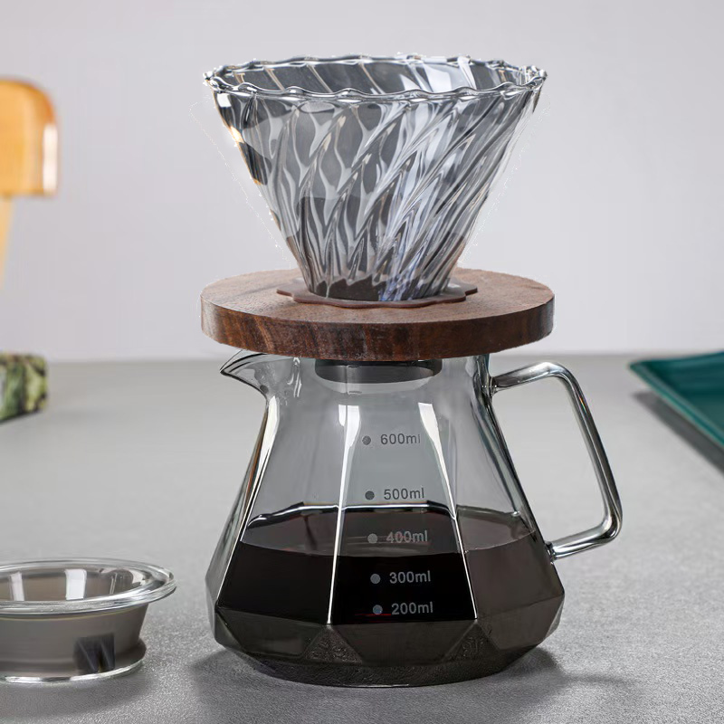 BeeCa Smoked Glass Pour Over Set - Diamond-Like Exterior With Lid